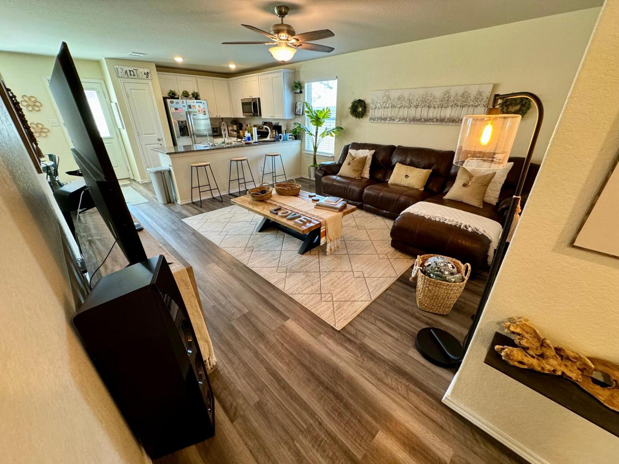 Superb Home 7 Minutes From Lackland Air Force Base サンアントニオ エクステリア 写真