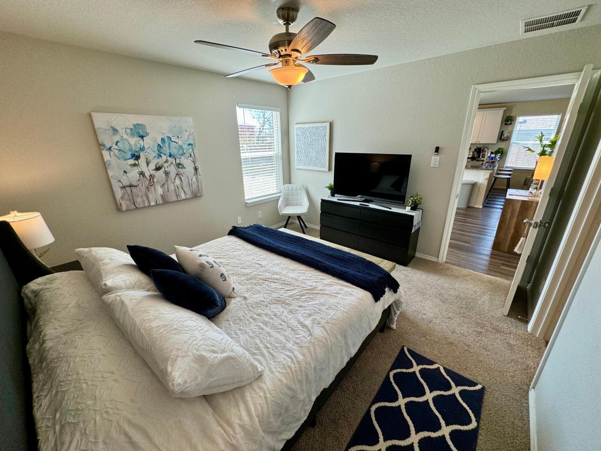 Superb Home 7 Minutes From Lackland Air Force Base サンアントニオ エクステリア 写真