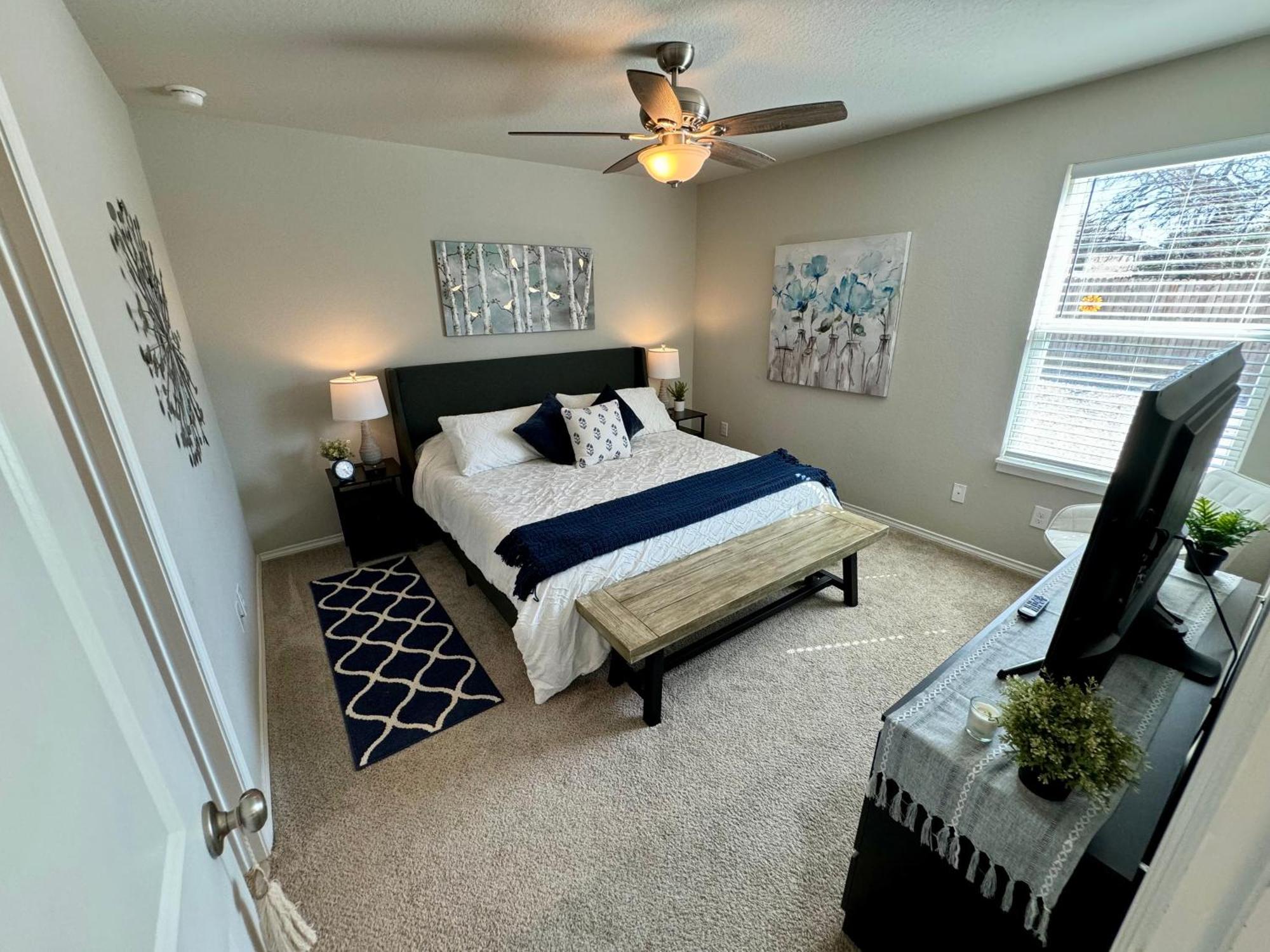 Superb Home 7 Minutes From Lackland Air Force Base サンアントニオ エクステリア 写真